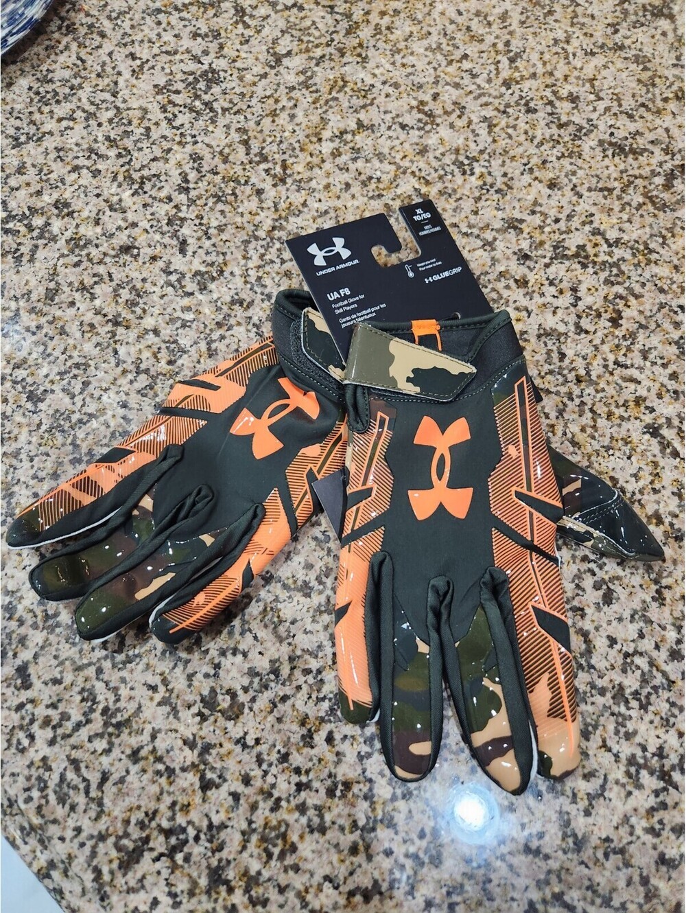 Under Armour Men's UA F8 Novelty Football Gloves 1370840-310 Orange Camo Sz XL
